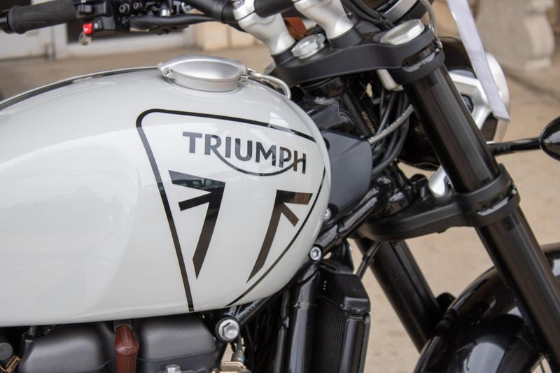 USED 2024 TRIUMPH SCARMBLER 1200 X Image 12