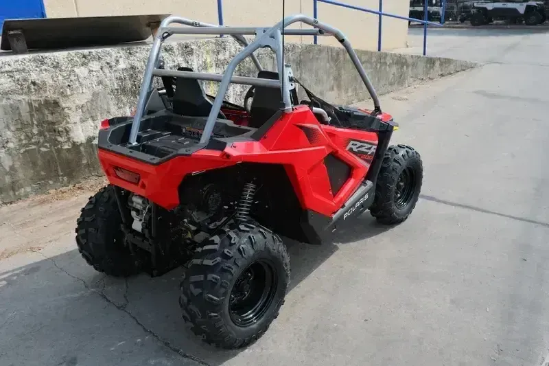 NEW 2026 POLARIS RZR 200 EFI Image 5
