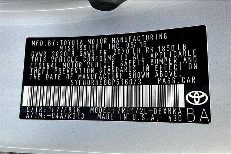 2016 Toyota Corolla LEImage 33