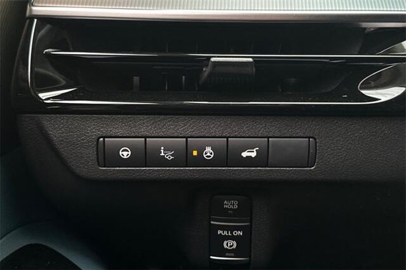 2025 Nissan Murano PlatinumImage 23