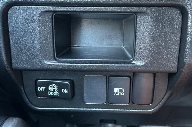 Used 2019 Toyota Tacoma SR5Image 24