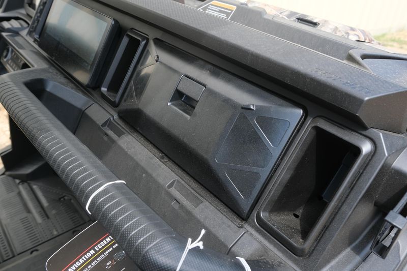 NEW 2026 CAN-AM DEFENDER MAX XT HD11 Image 25