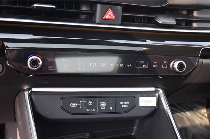 New 2025 Kia Carnival Hybrid SX PrestigeImage 33