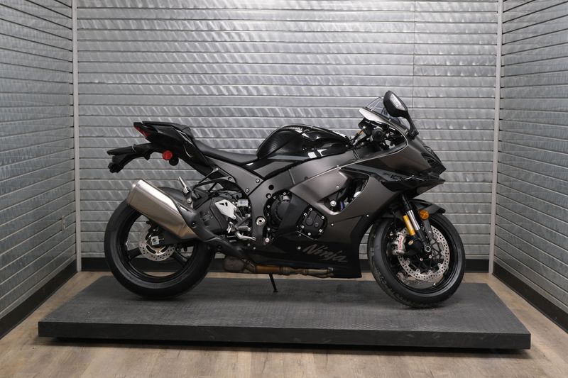 NEW 2026 KAWASAKI NINJA ZX10R ABS Image 2