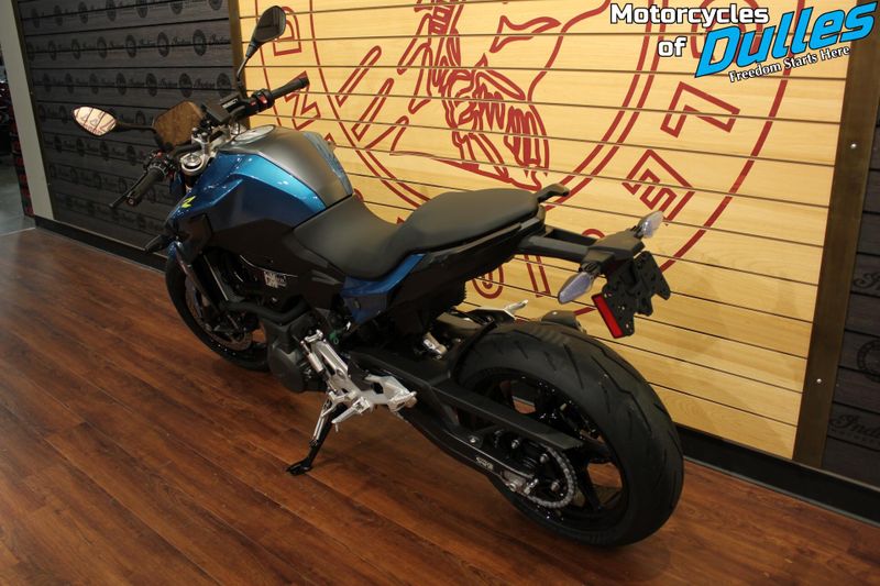 New 2026 BMW F 900 R Image 6