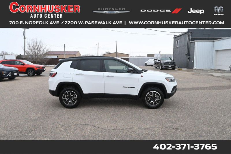 2024 Jeep Compass TrailhawkImage 1