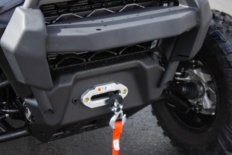 NEW 2026 CAN-AM DEFENDER MAX XT HD11 WITH 1025 INCH TOUCHSCREEN Image 12