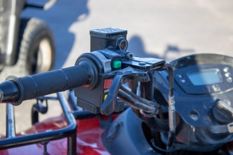 USED 2020 KAWASAKI BRUTE FORCE 300 Image 10