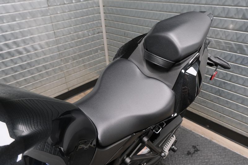 NEW 2026 KAWASAKI NINJA ZX4R ABS Image 18