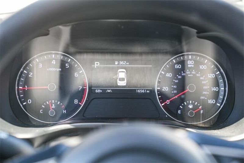 2024 Kia Forte LXSImage 14
