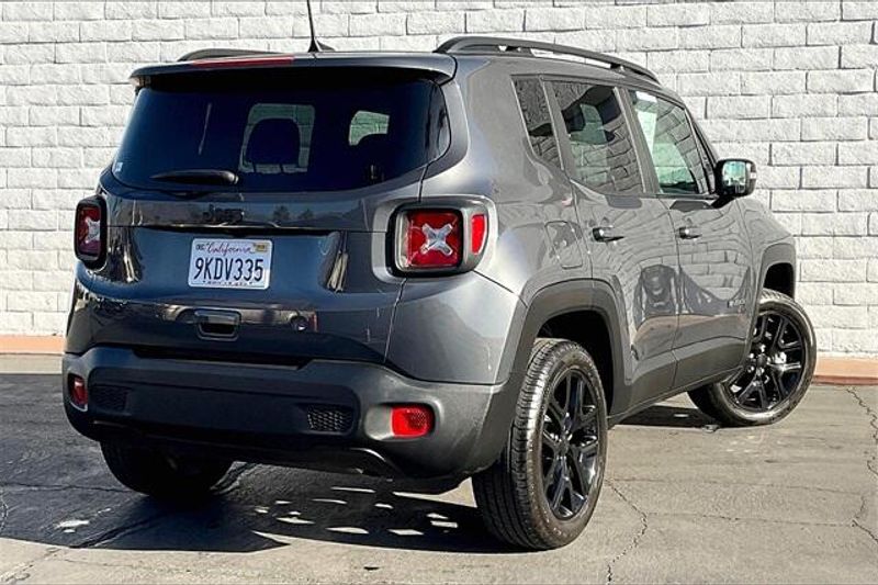 2023 Jeep Renegade AltitudeImage 13