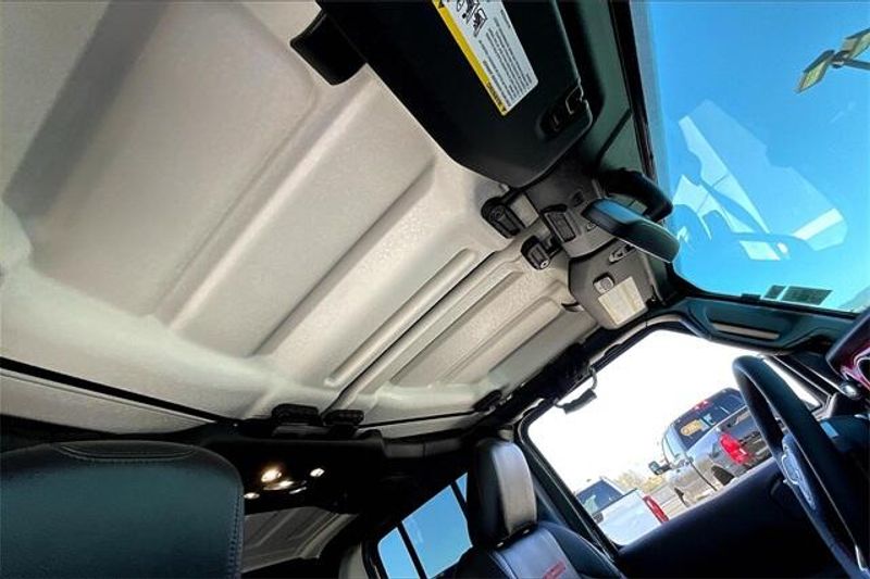 Used 2023 Jeep Gladiator RubiconImage 29