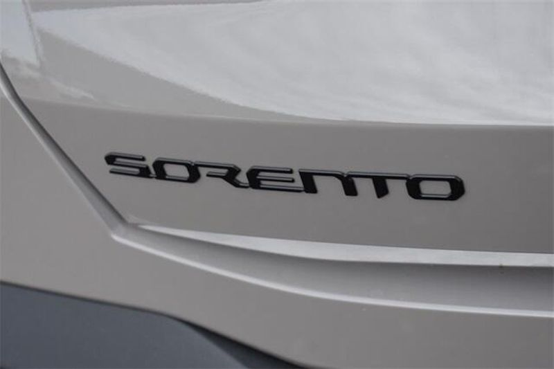 New 2026 Kia Sorento X-Line SX PrestigeImage 17