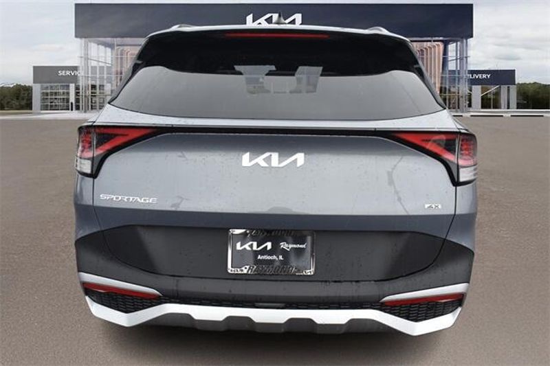 2025 Kia Sportage EXImage 4