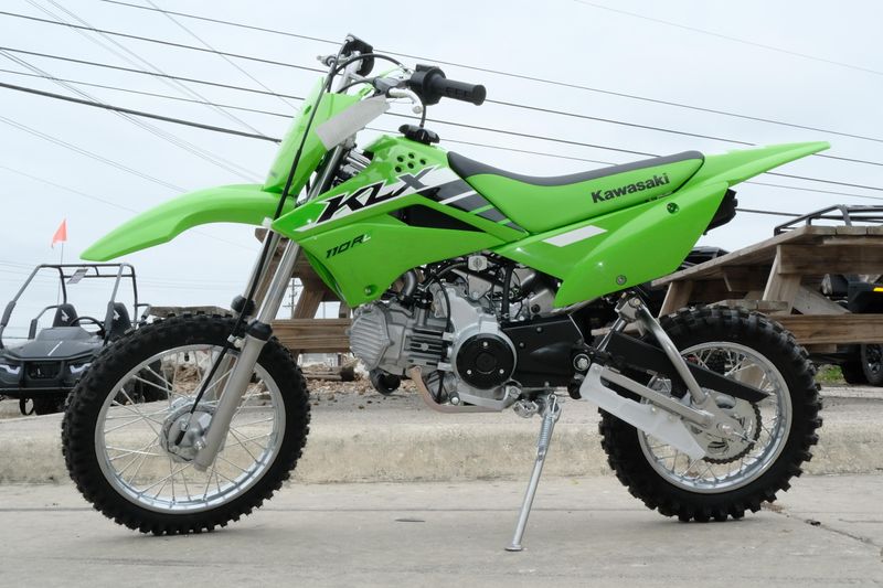 2025 Kawasaki KLX110R L LIME GREENImage 6