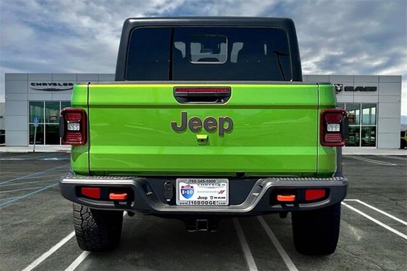 New 2025 Jeep Gladiator Mojave 4x4Image 3