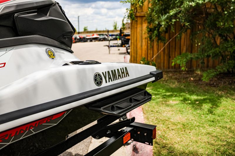 2021 Yamaha EX LIMITED TORCH RED AND WHITE Image 20