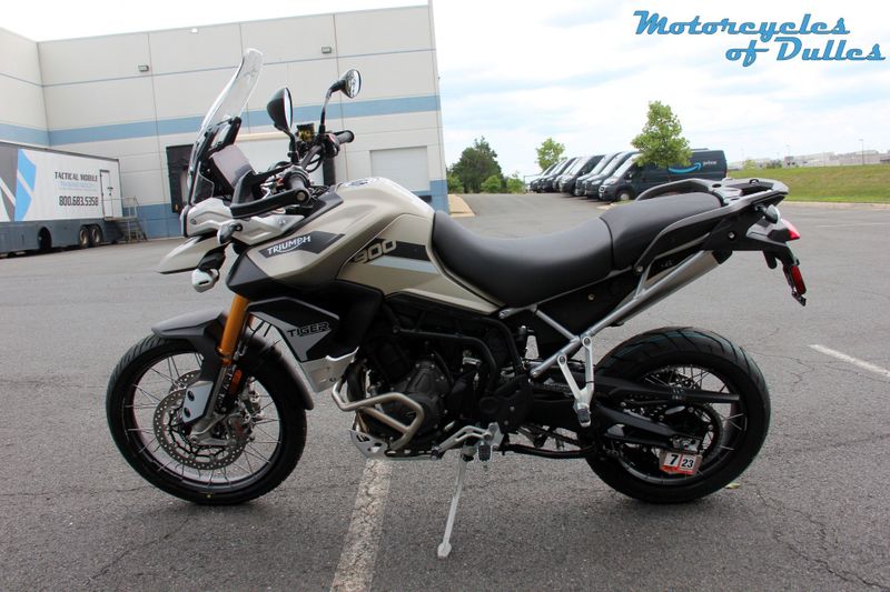 2023 Triumph Tiger 900 Rally Pro  in a Sandstorm exterior color. Motorcycles of Dulles 571.934.4450 motorcyclesofdulles.com 