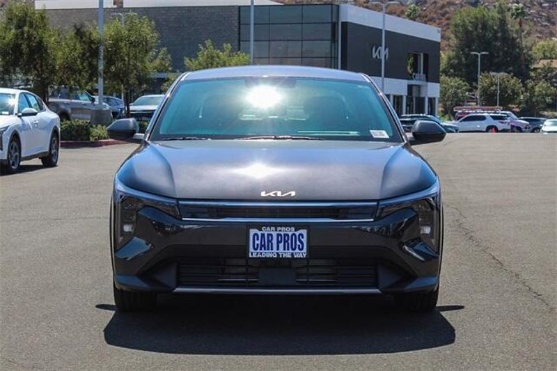 New 2025 Kia K4 EXImage 3