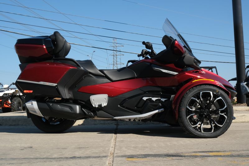 2025 Can-Am SPYDER RT LIMITED DEEP MARSALA METALLIC WITH PLATINUM ACCENTSImage 9