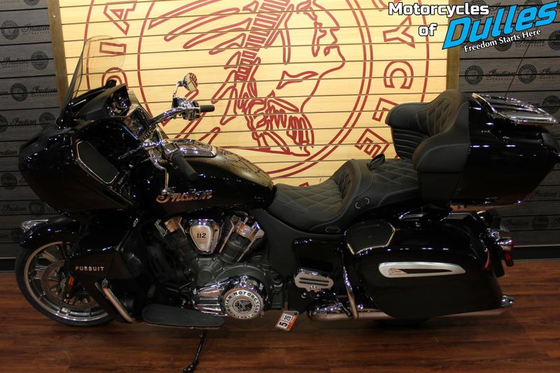 2025 Indian Motorcycle Pursuit Limited 112 Powerband Audio Image 5