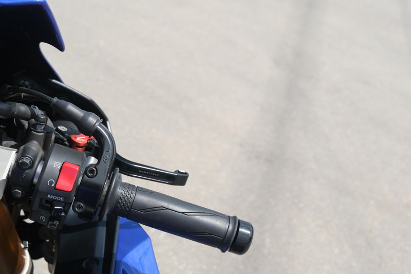 Used 2018 Yamaha YZFR6 BLUE Image 17