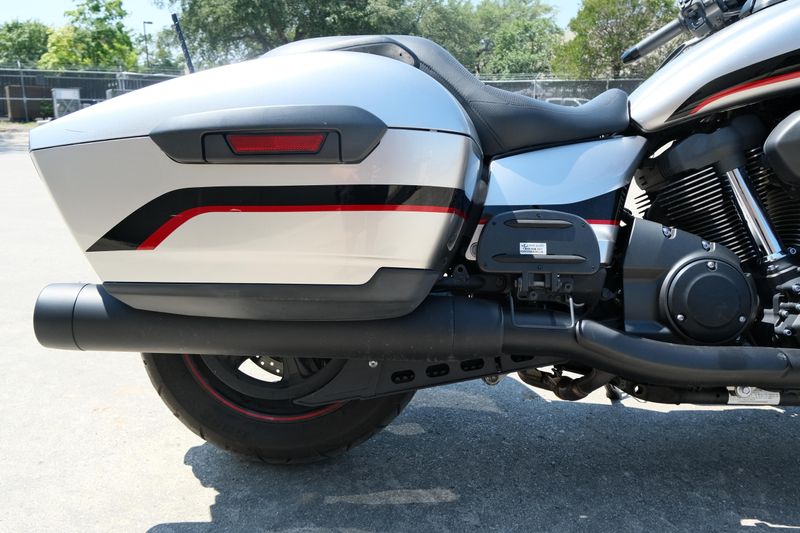 USED 2018 YAMAHA STAR ELUDER Image 10