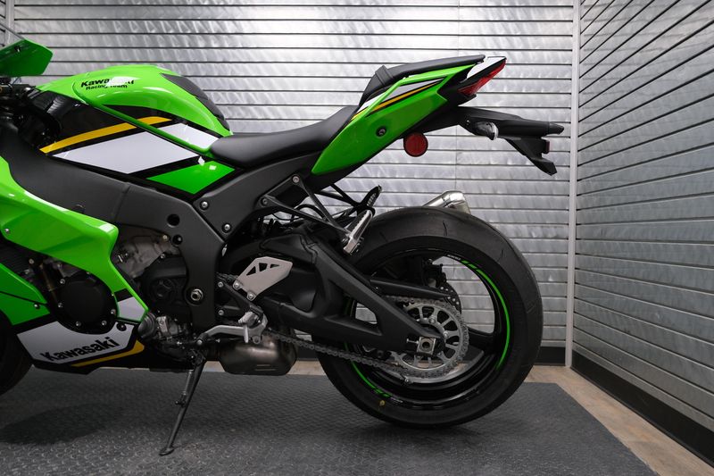 NEW 2025 KAWASAKI NINJA ZX10R KRT EDITION Image 15