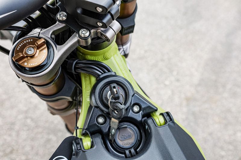 NEW 2026 SURRON LIGHT BEE X Image 6