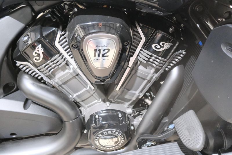 NEW 2025 INDIAN MOTORCYCLE PURSUIT DARK HORSE Image 12