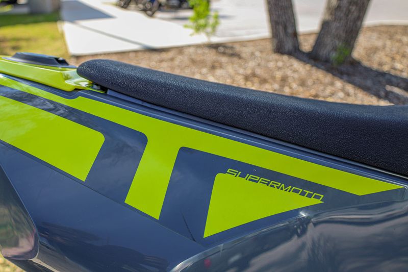 USED 2023 HUSQVARNA SUPERMOTO 701 Image 22