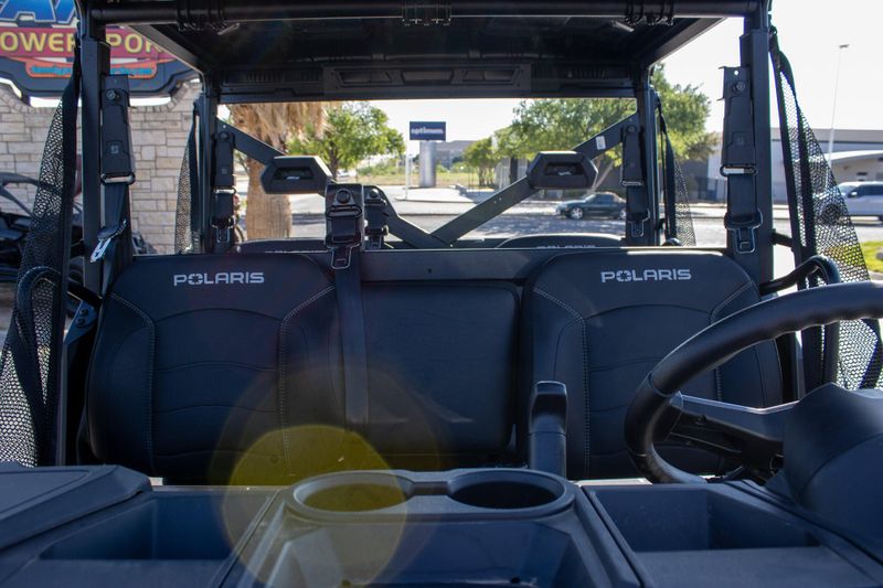 NEW 2025 POLARIS RANGER CREW XP 1000 PREMIUM Image 13