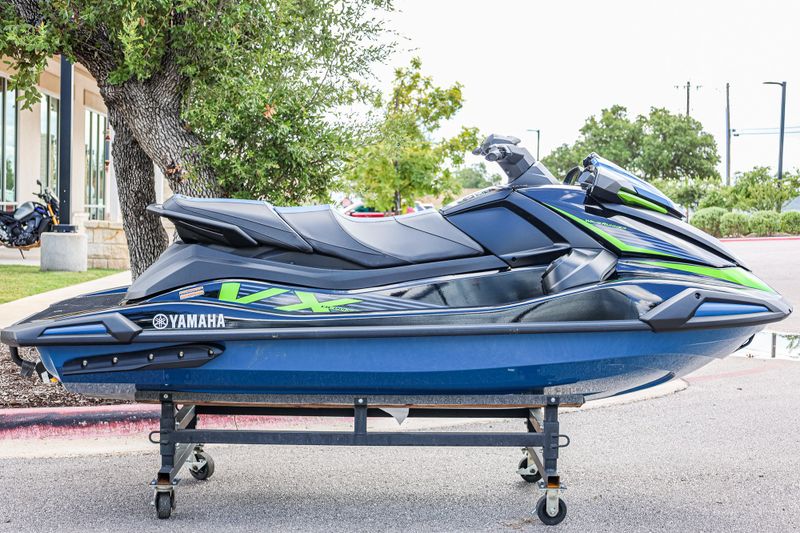 2024 Yamaha WAVERUNNER VX DELUXE WITH AUDIO BLACK AND DEEPWATER BLUE Image 4