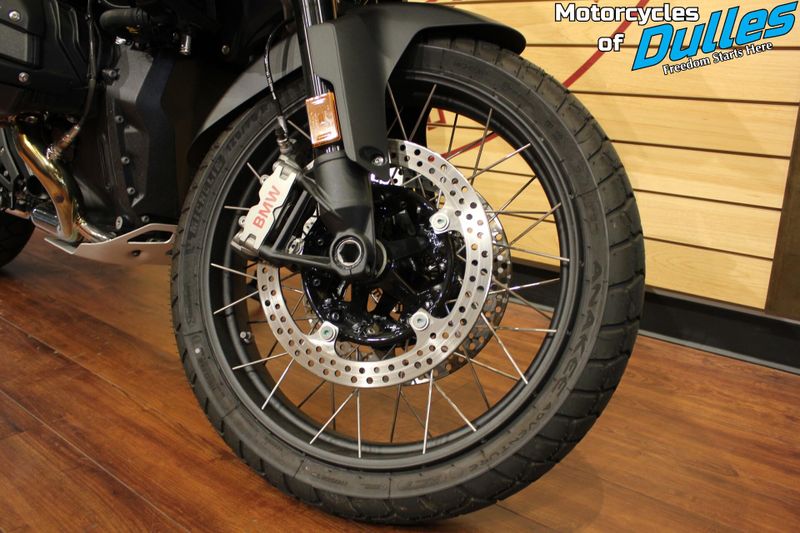 2025 BMW R1300GS ASA Image 10