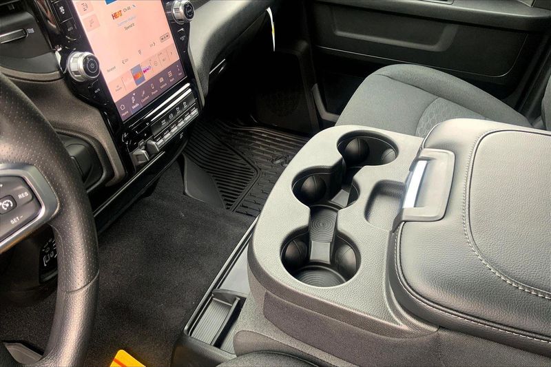 2026 Ram 3500 Tradesman photo 7