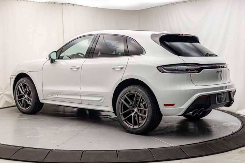 2024 Porsche Macan T in a White exterior color and Black/Bordeaux Redinterior. Lotus Manhattan 347-395-5714 lotusmanhattan.com 