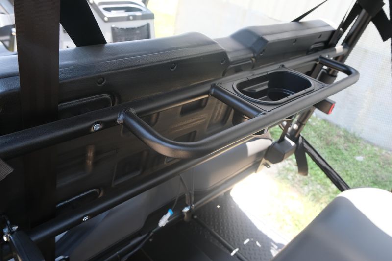 2025 LANDMASTER AMP CREW CAB RANCH EDITION GREY Image 22
