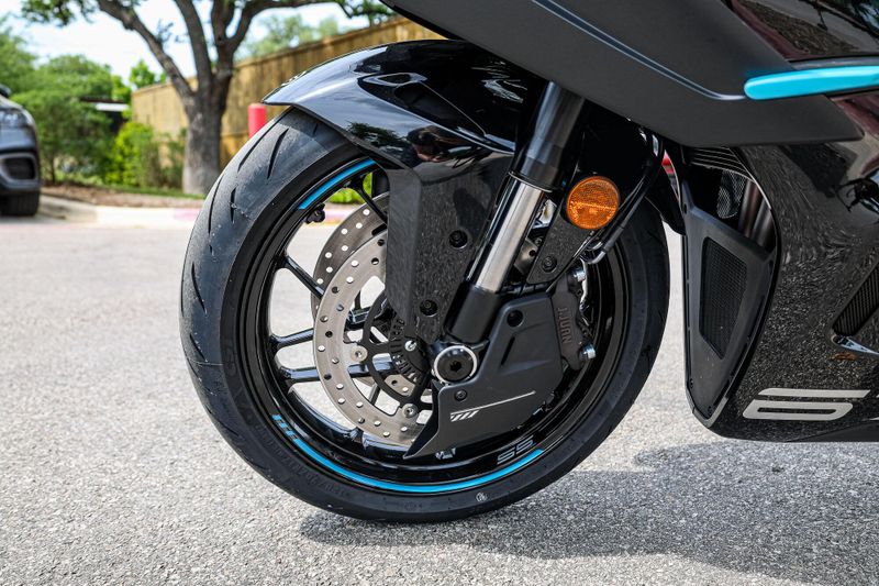 2025 CFMOTO 675 SS NEBULA BLACK Image 17