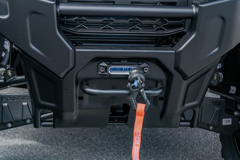 2025 Polaris RANGER CREW XP 1000 PREMIUM  SUNSET RED Image 22