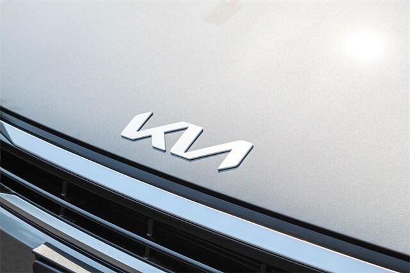 2025 Kia K4 EXImage 14