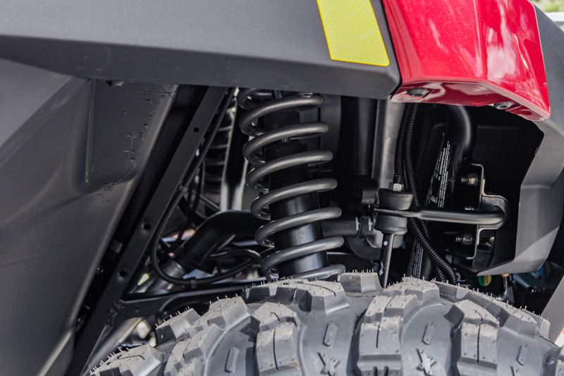 2025 Polaris RANGER CREW XP 1000 PREMIUM  SUNSET RED Image 16