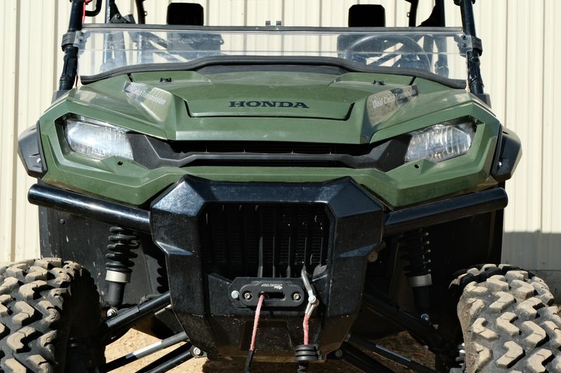USED 2023 HONDA PIONEER 10006 CREW  DELUXE Image 9