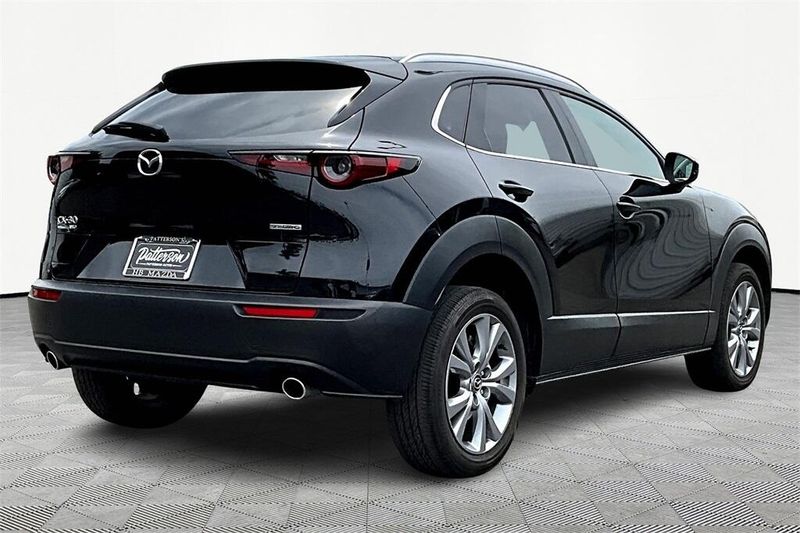 Used 2022 Mazda CX-30 2.5 S Preferred PackageImage 2