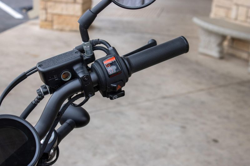 USED 2023 HONDA REBEL 300 ABS Image 11