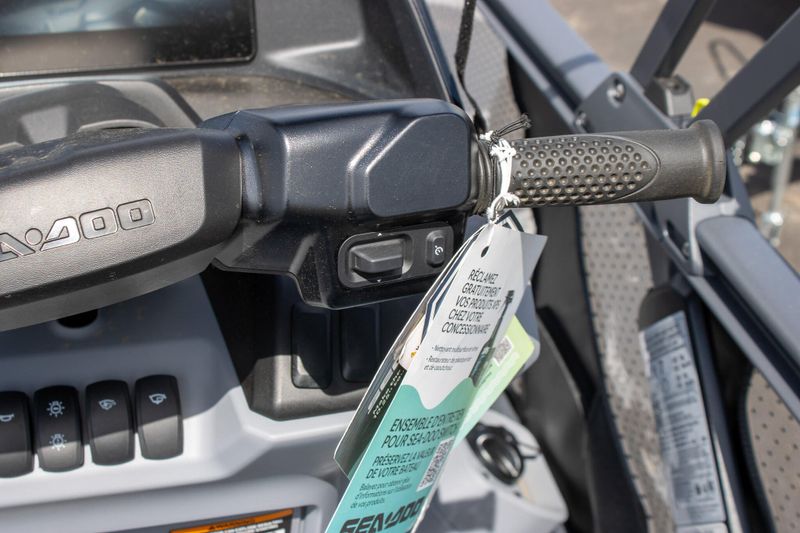 NEW 2026 SEADOO SWITCH SPORT 18 300HP TECH PACKAGE WITH PAINTED TRAILER Image 23