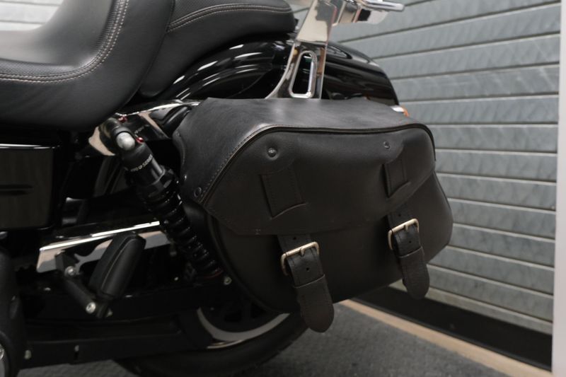 USED 2017 HARLEY DYNA FAT BOB 103 Image 17