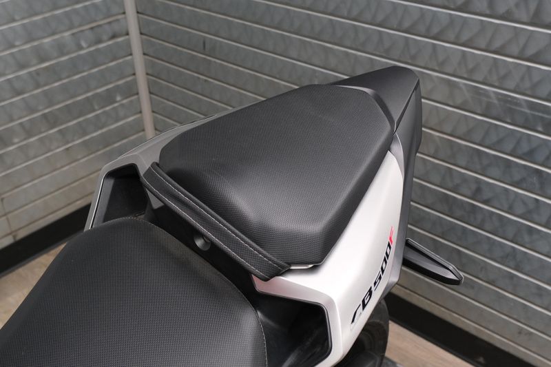 USED 2019 HONDA CB500F Image 17