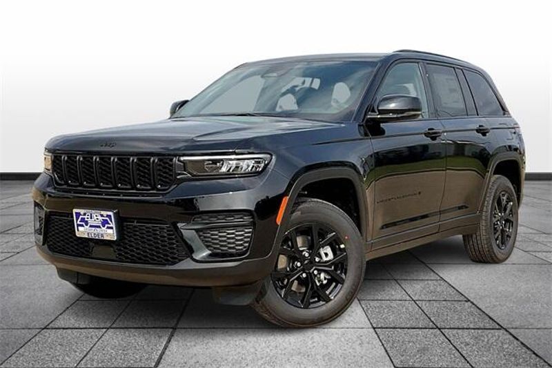 2024 Jeep Grand Cherokee Altitude 4x4Image 2