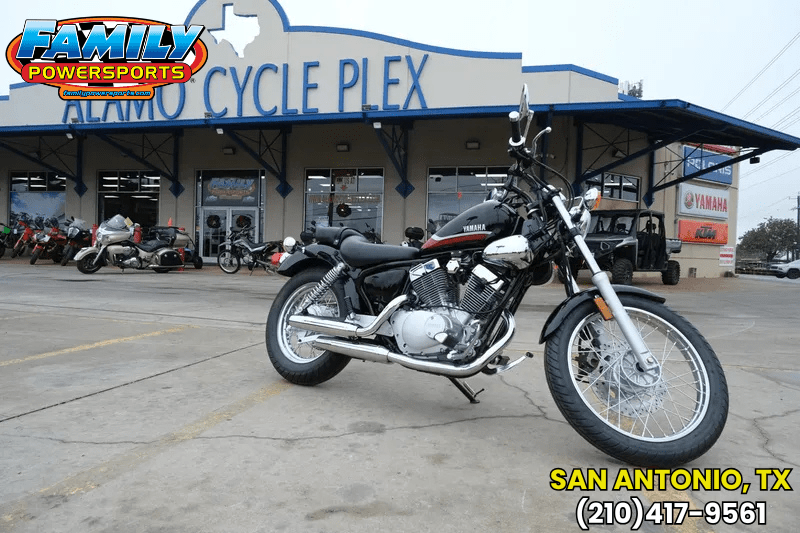 2024 Yamaha V STAR 250 CA RAVENImage 1