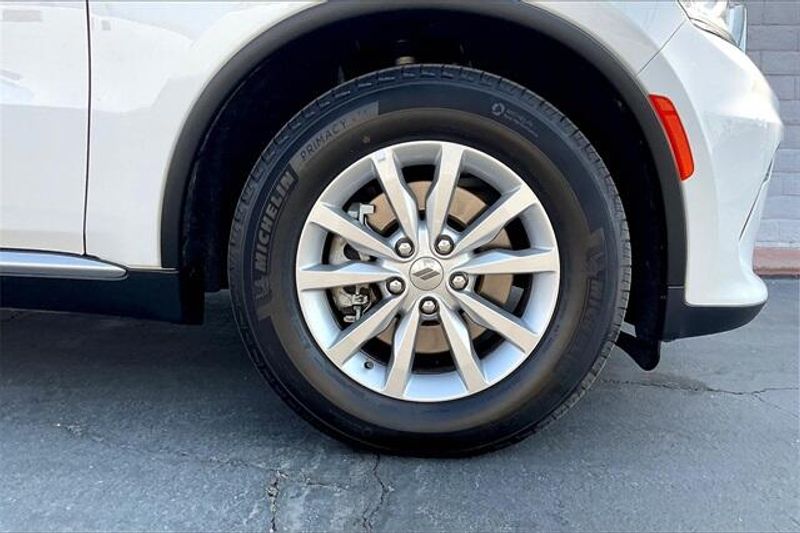 Used 2024 Dodge Durango SXTImage 8